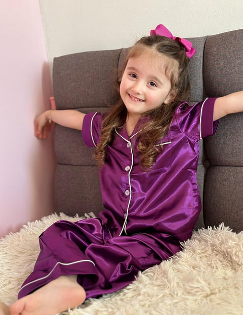 Arshiner Girls Pajamas Silk Satin Button Down Pjs 2 Piece Short Sleeve Sleepwear Set