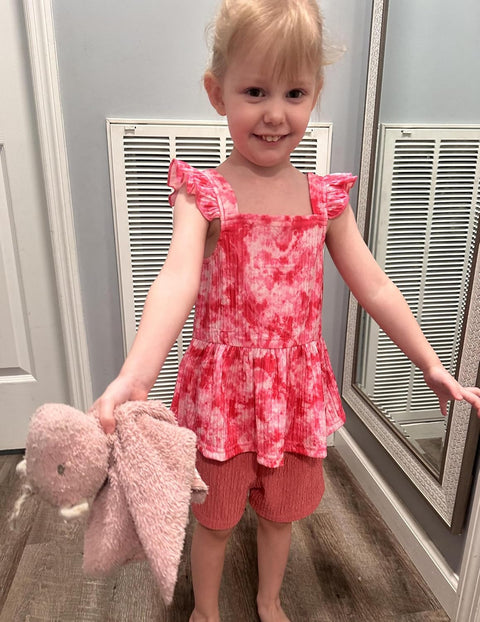 Arshiner Toddler Girl Clothes 2 Piece Summer Outfit Ruffle Sleeveless Top and Shorts Set with Pockets 2-7Y