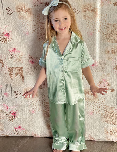 Arshiner Girls Pajamas Silk Satin Button Down Pjs 2 Piece Short Sleeve Sleepwear Set