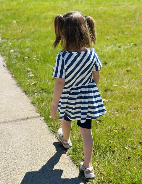 Arshiner Girls Summer Outfits Short Sleeve Ruffle Hem Top and Biker Shorts Set Girl Clothes 6-14 Years