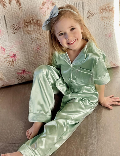 Arshiner Girls Pajamas Silk Satin Button Down Pjs 2 Piece Short Sleeve Sleepwear Set