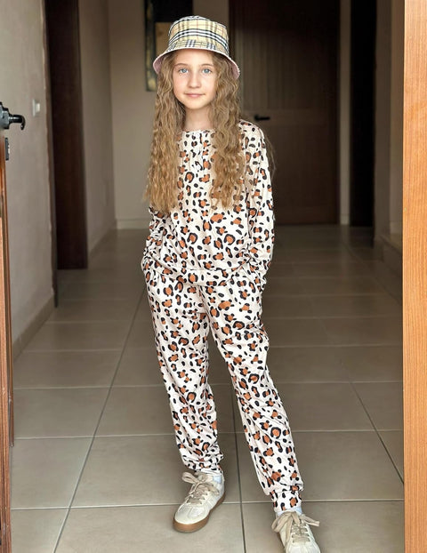 Arshiner Girls Clothes Crew Neck Long Sleeve Tops and Pants Set