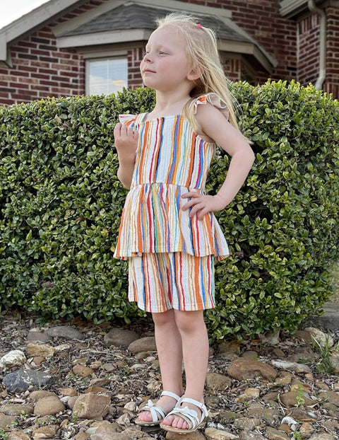 Arshiner Toddler Girl Clothes 2 Piece Summer Outfit Ruffle Sleeveless Top and Shorts Set with Pockets 2-7Y